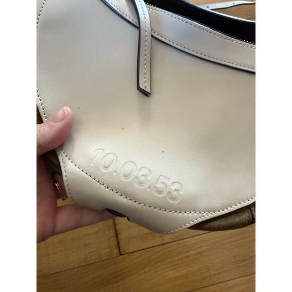 10.03.53 crossbody half moon cream colored bag - Picture 2 of 7